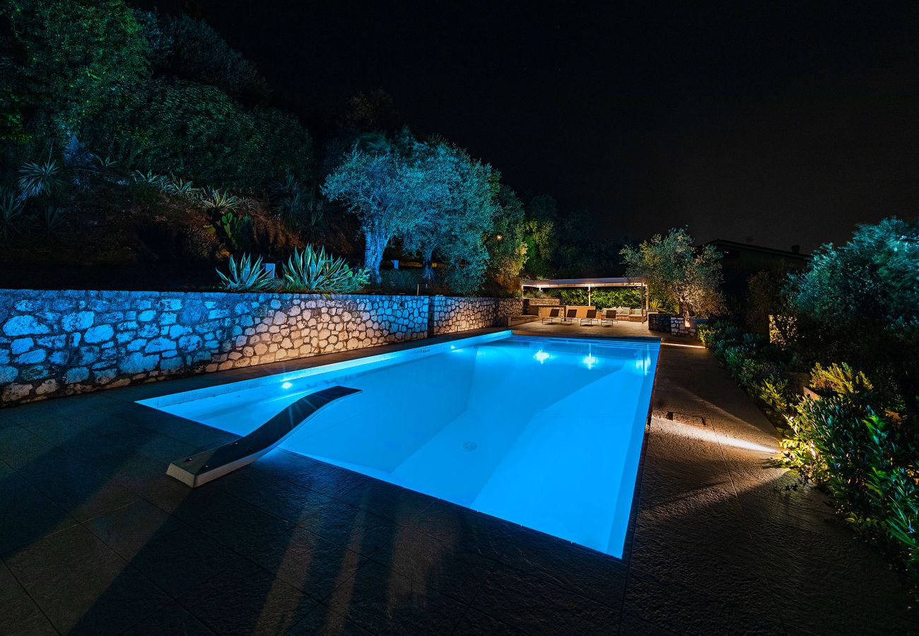 Villa a Gardone Riviera - Villa Mariavittoria