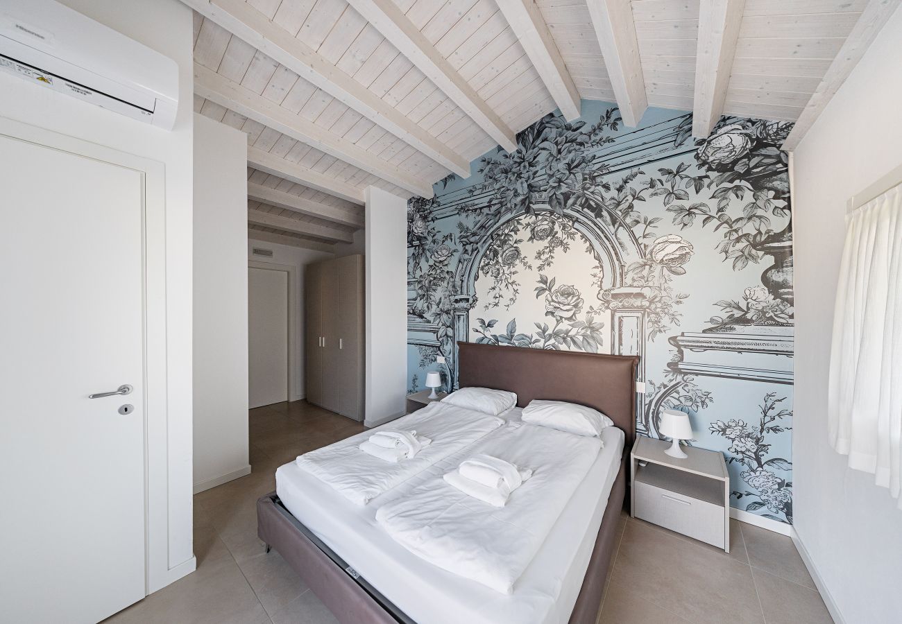 Villa a Sirmione - Villa Prestige 19