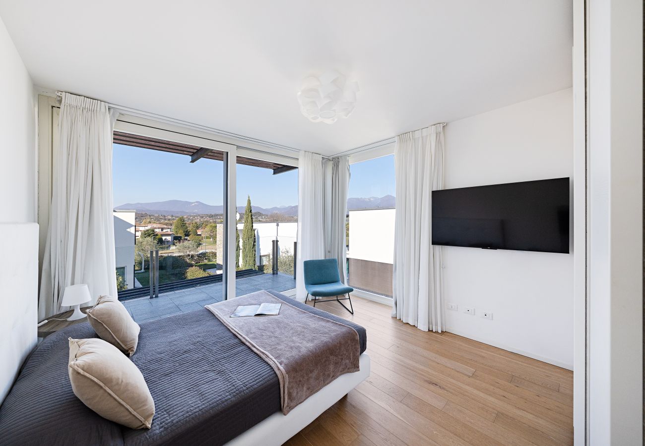 Villa a Manerba del Garda - I Tesori di Minerva - Villa D