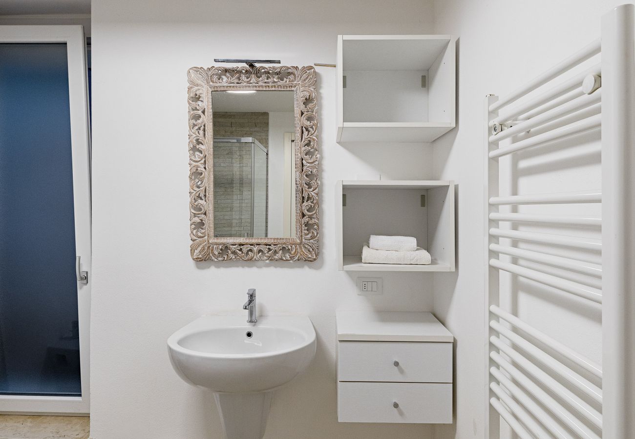 Villa a Manerba del Garda - I Tesori di Minerva - Villa D