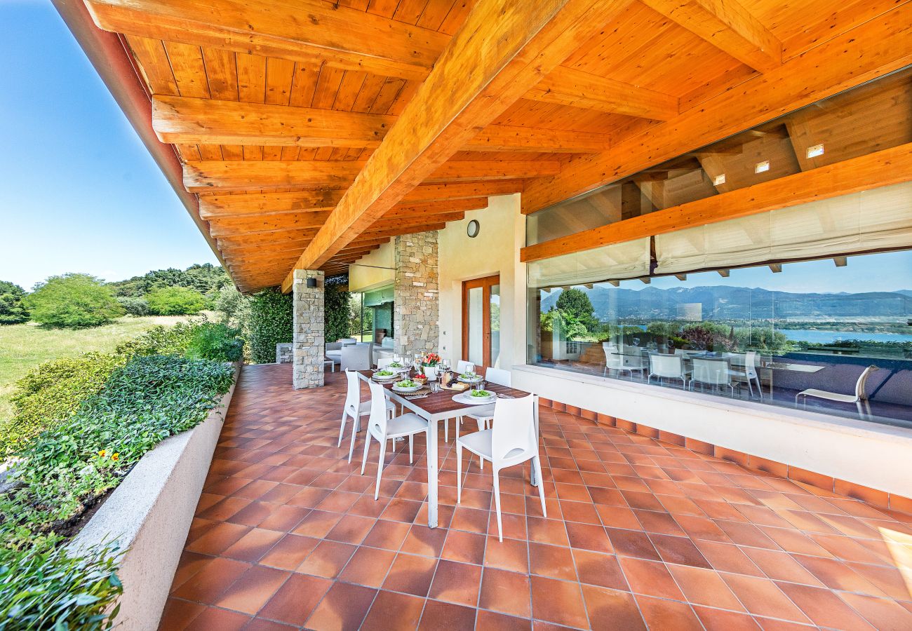 Villa a Manerba del Garda - Villa Vittoria