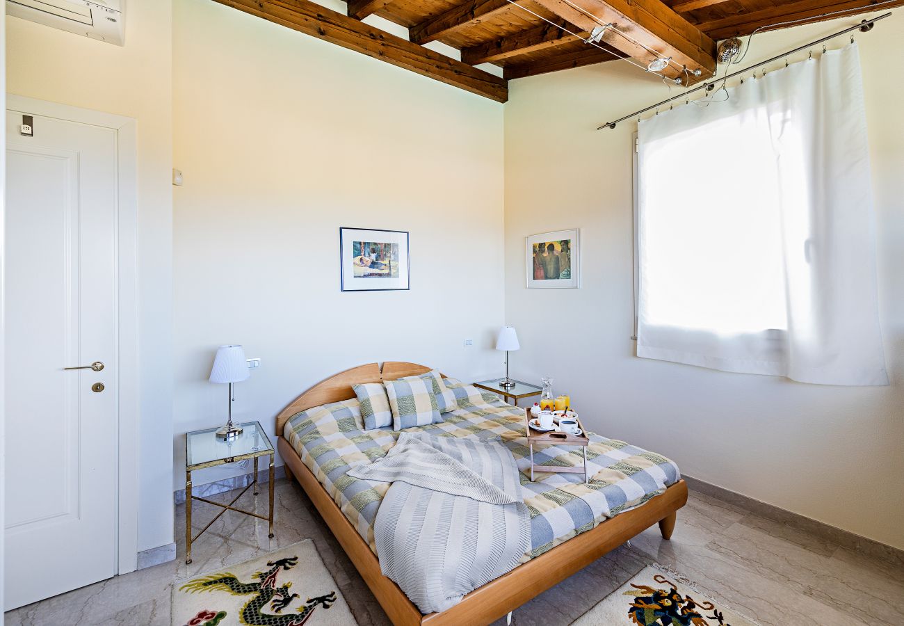 Villa a Lonato del Garda - Villa Perla