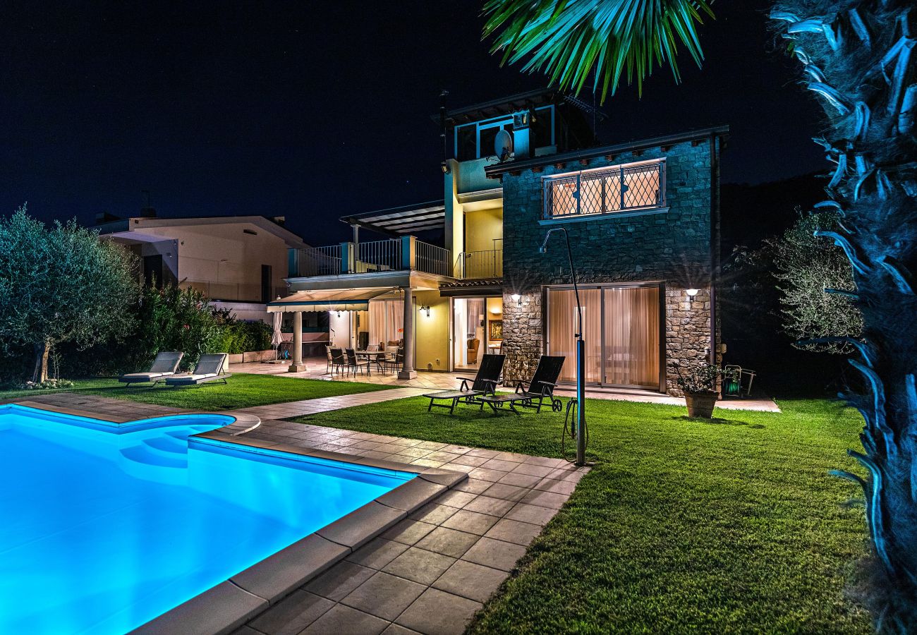 Villa a Lonato del Garda - Villa Perla