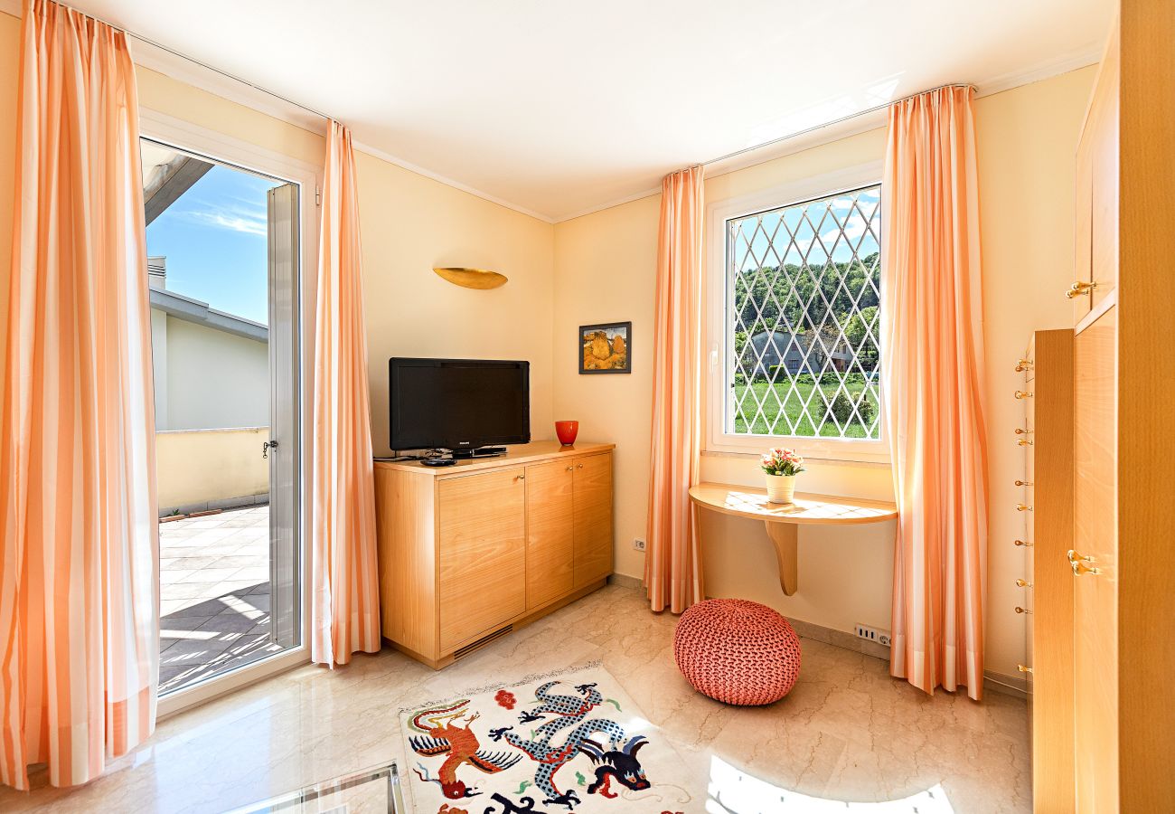 Villa a Lonato del Garda - Villa Perla