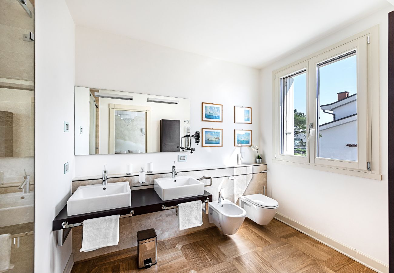 Appartamento a Sirmione - Luxury Lake-Front Catullo A2