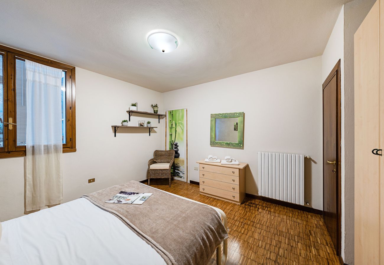 Ferienwohnung in Soiano del Lago - Le Villette - Crocus