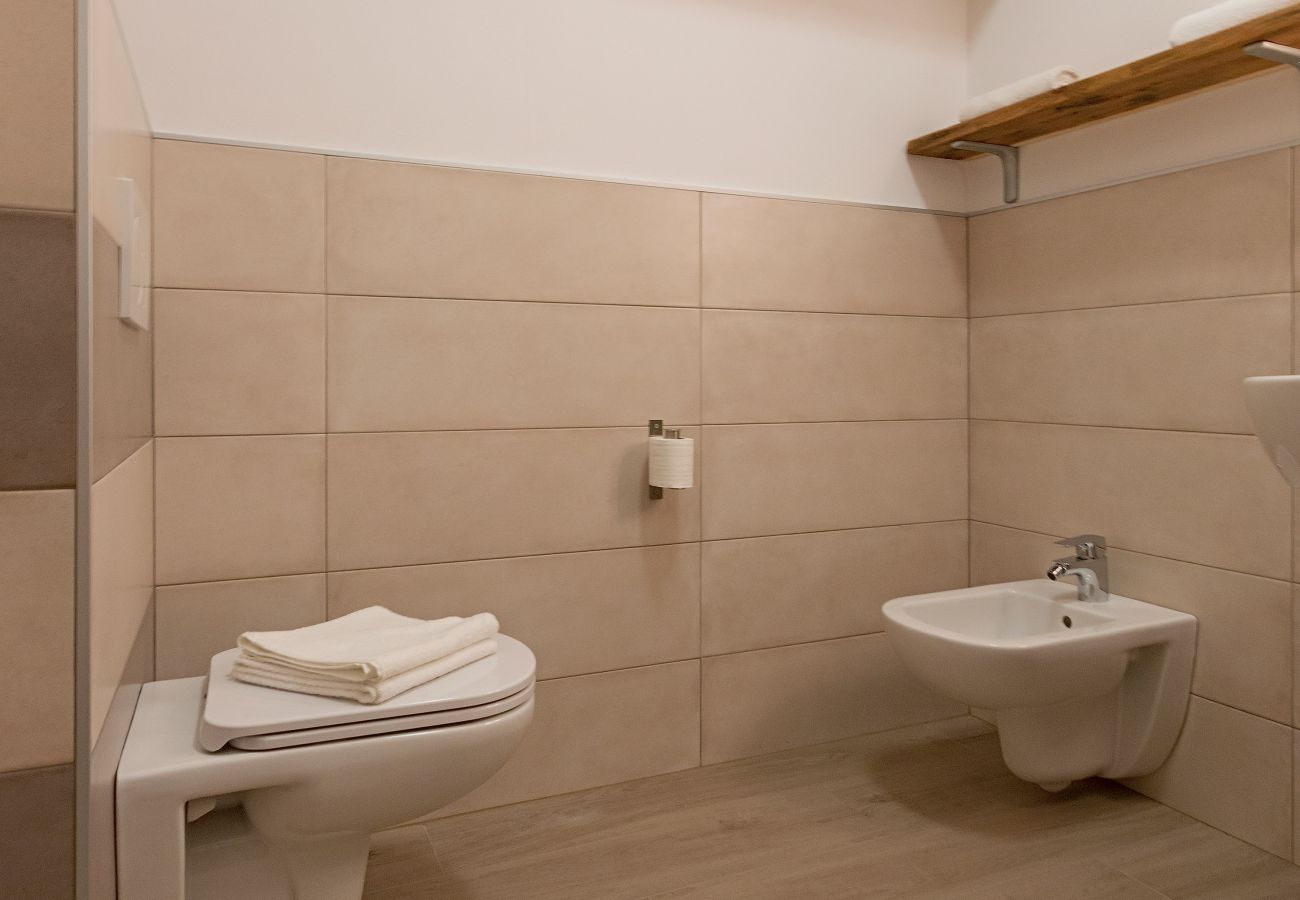 Ferienwohnung in Padenghe sul Garda - Borgo Adige 12