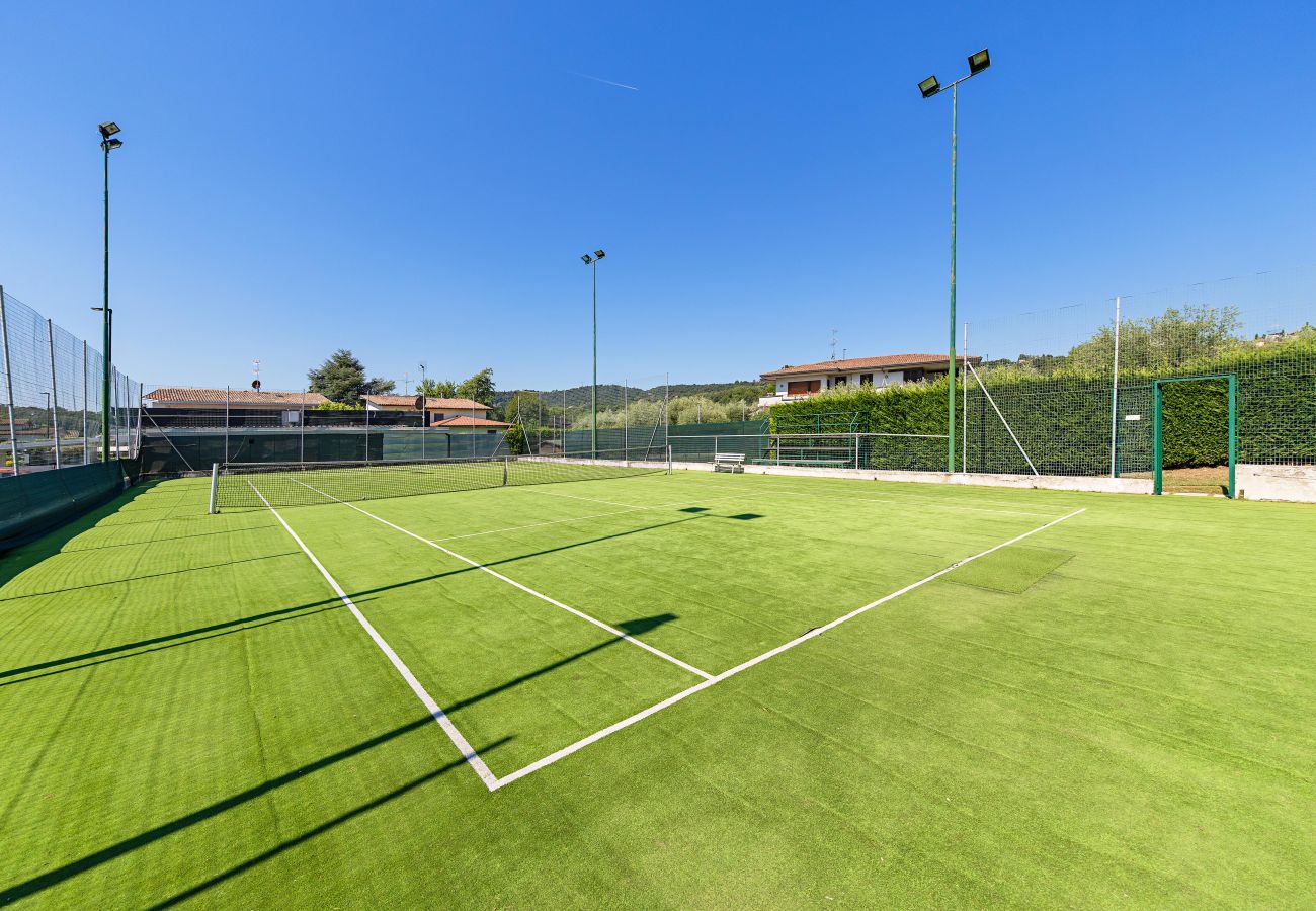 Ferienwohnung in Padenghe sul Garda - Borgo Adige 12