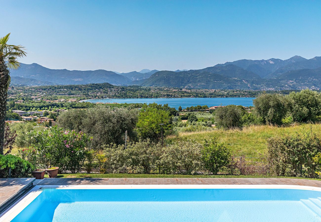 Villa in Manerba del Garda - Villa Vittoria