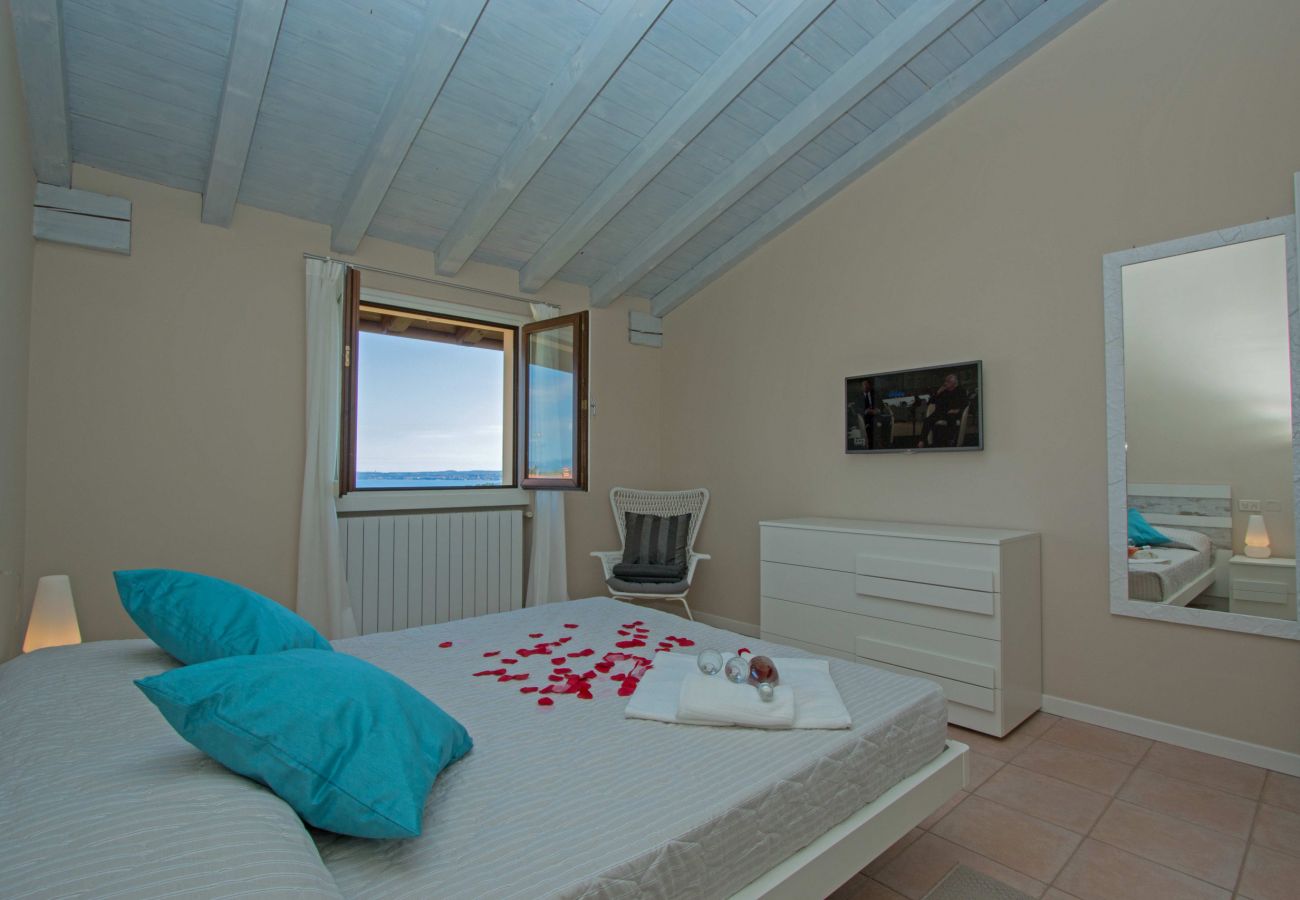 Chalet in Soiano del Lago - Borgo Stropea 19