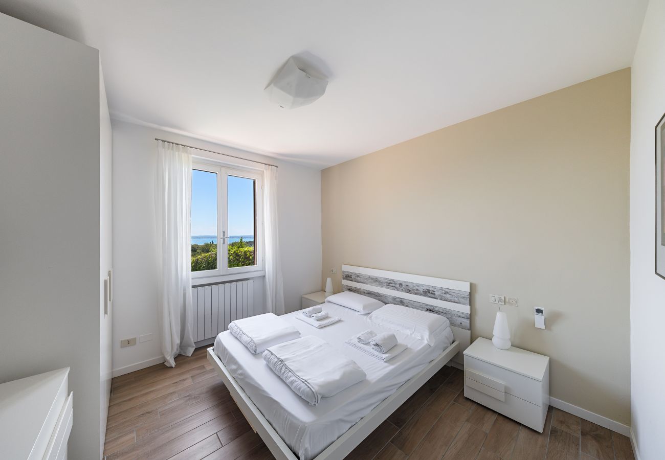 Chalet in Soiano del Lago - Borgo Stropea 19