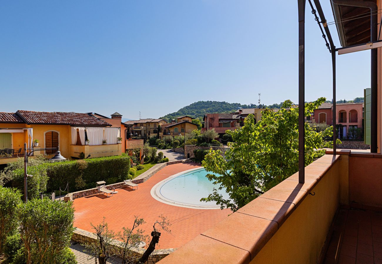 Apartment in Manerba del Garda - Borgo del Torchio G13
