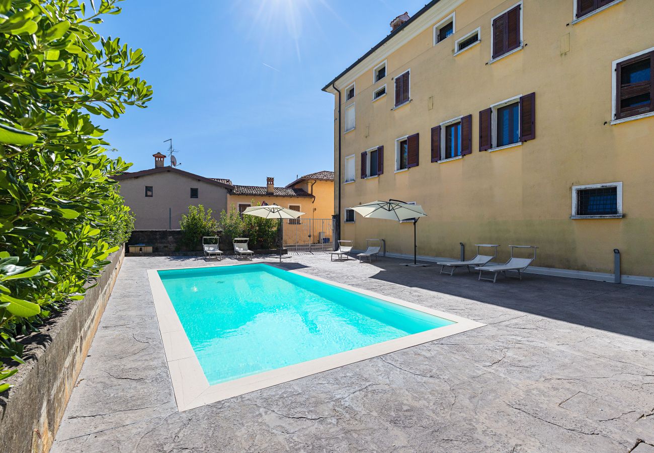 Apartment in Soiano del Lago - San Carlo Borromeo 1