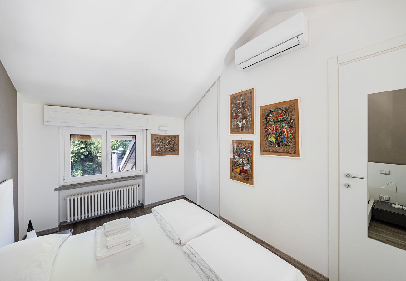 Apartment in Padenghe sul Garda - Il Melograno A11