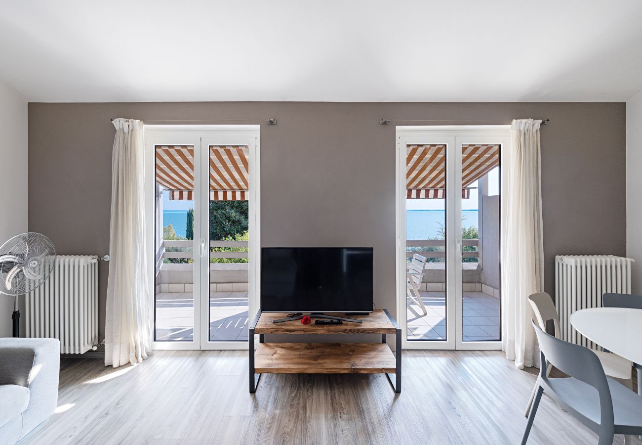 Apartment in Padenghe sul Garda - Il Melograno A11