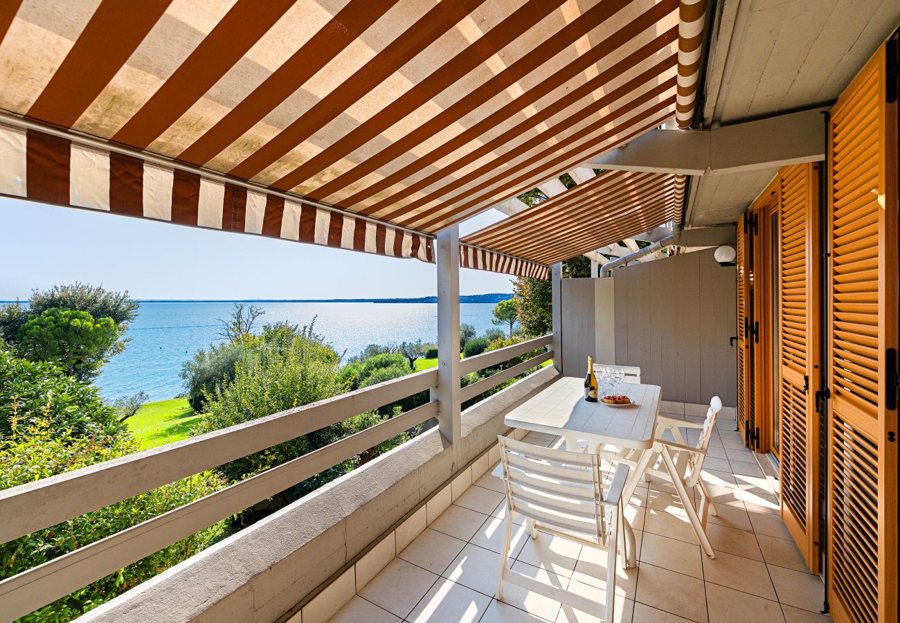 Apartment in Padenghe sul Garda - Il Melograno A11