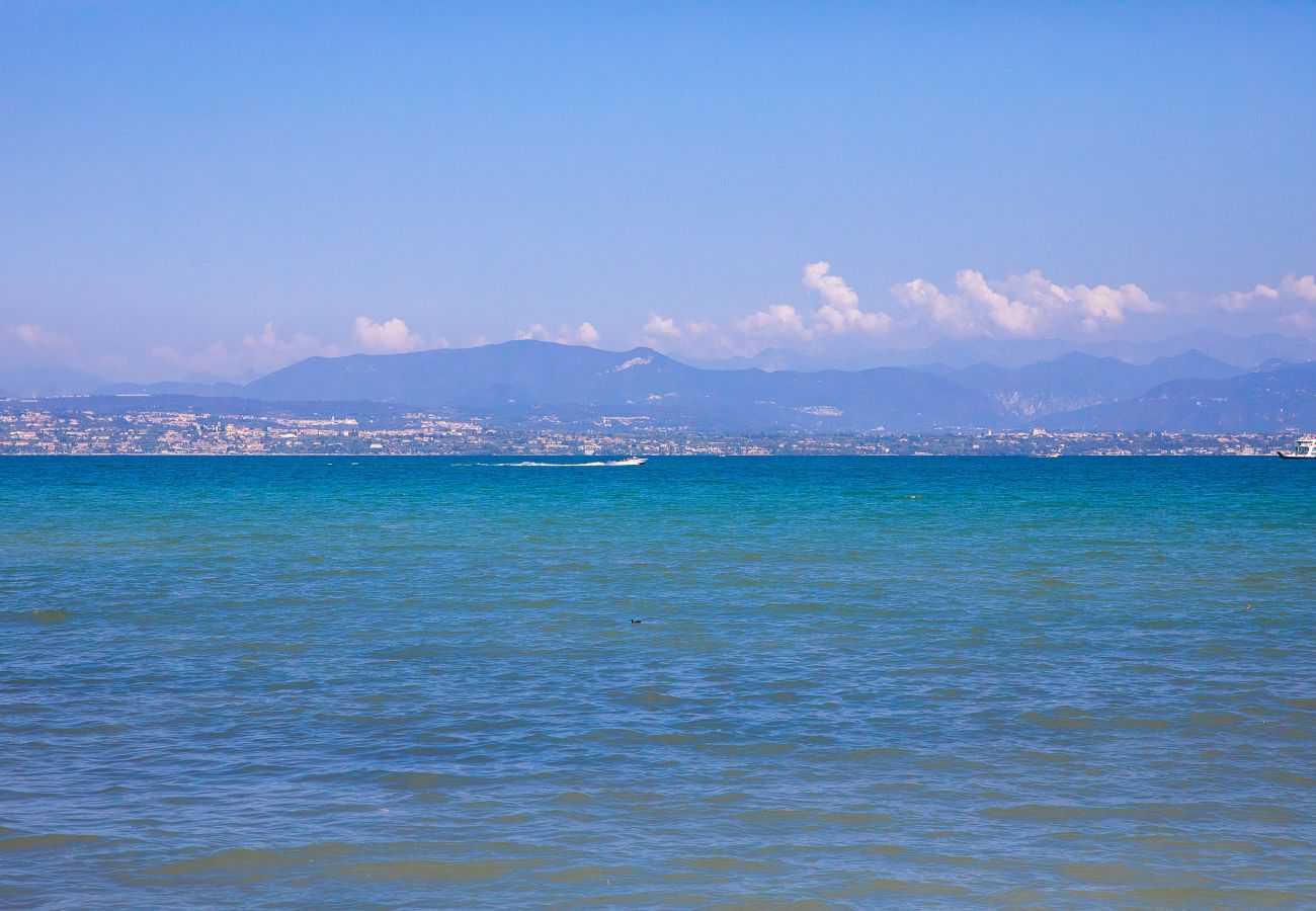 Apartment in Sirmione - Luxury Lake-Front Catullo A1