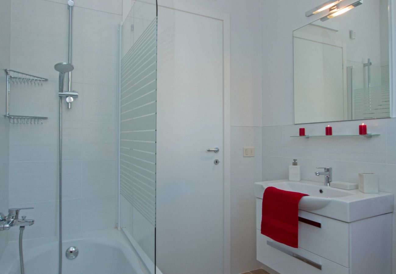 Chalet in Soiano del Lago - Borgo Stropea 19