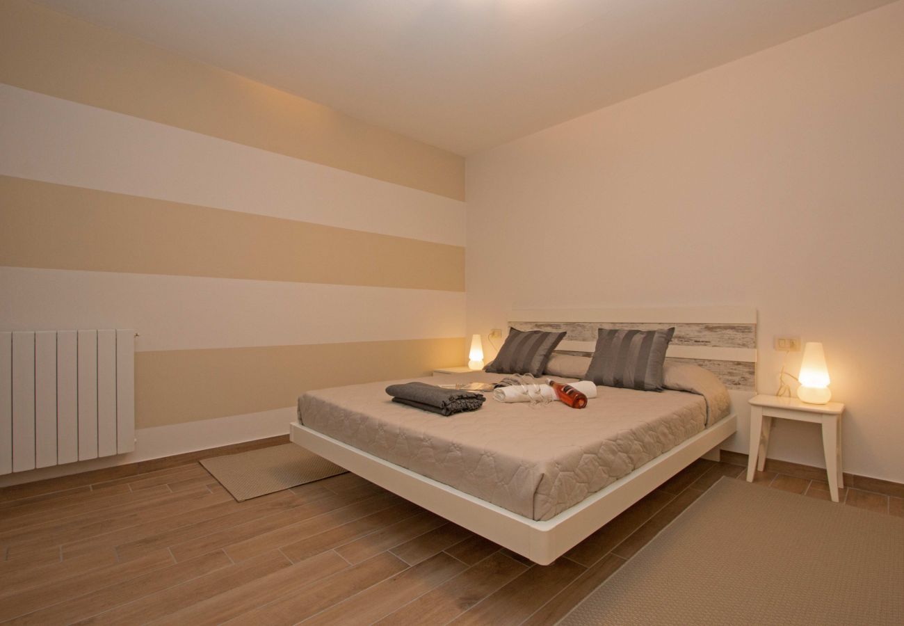 Chalet in Soiano del Lago - Borgo Stropea 19