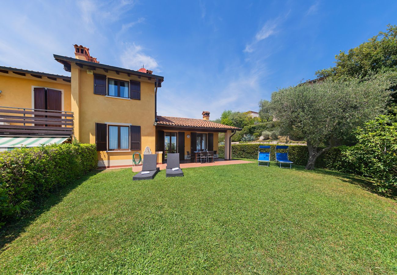 Chalet in Soiano del Lago - Borgo Stropea 19